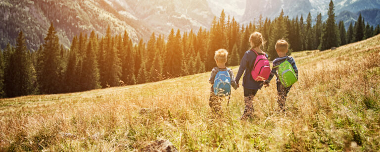 5 Best Kids Hiking Backpack 2022 – Camping & Backpacking