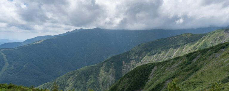 Hiking in japan - Feature Image